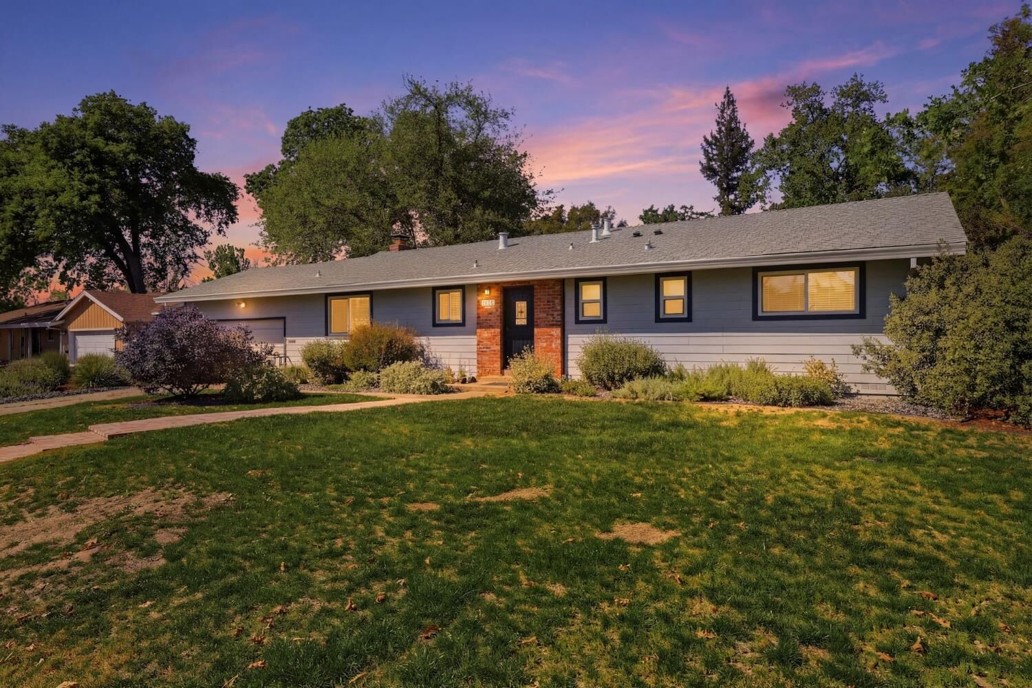 Property Photo:  8859 Mohawk Way  CA 95628 