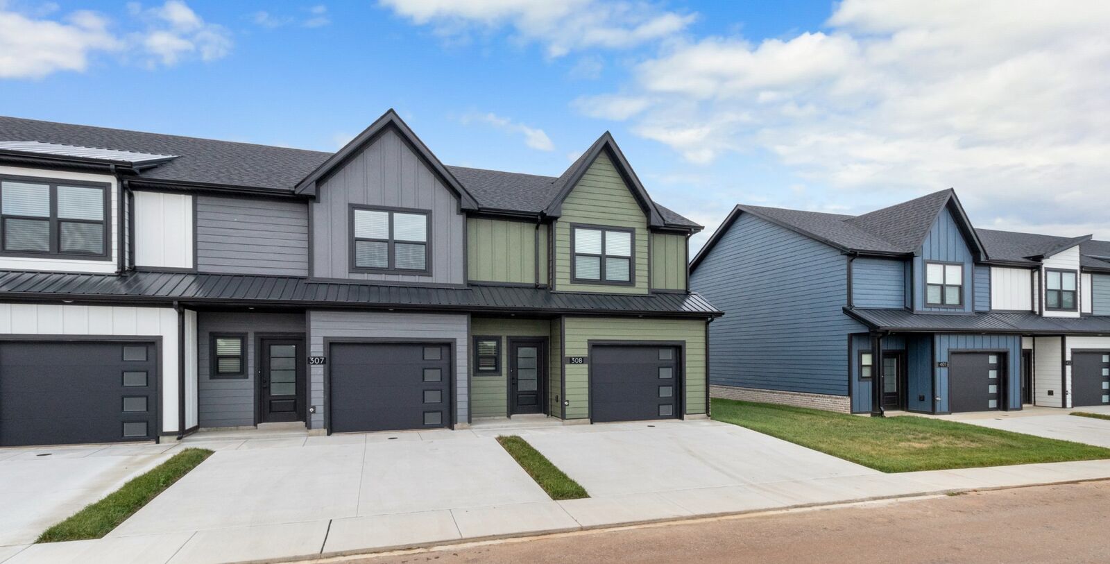 Property Photo: 307 Jonathan Wade Circle TN 37043