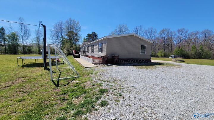 Property Photo:  17901 Seven Mile Post Road  AL 35611 
