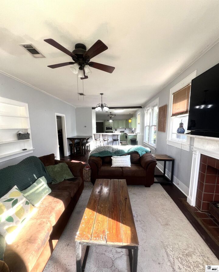 Property Photo:  404 Bres Avenue  LA 71201 
