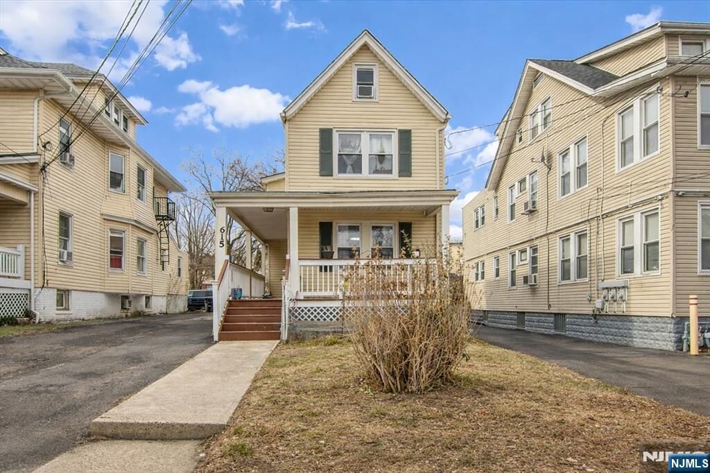 Property Photo:  611 Stuyvesant Avenue  NJ 07111 