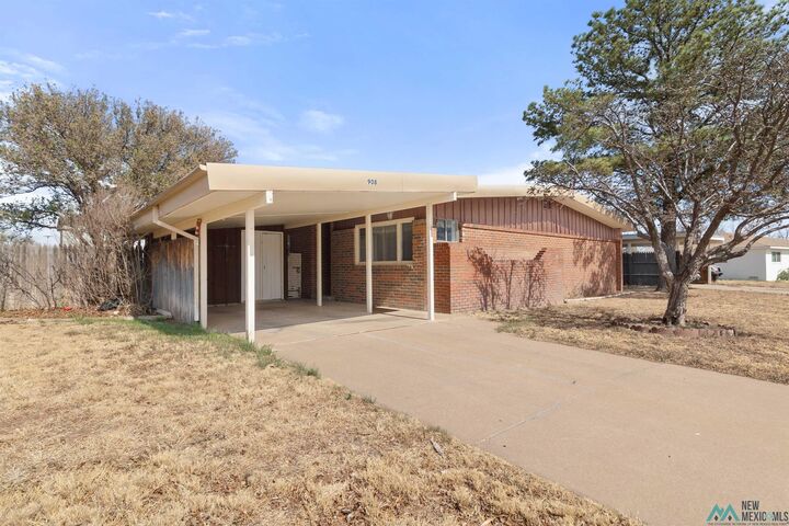 Property Photo:  908 Harvard Street  NM 88101 