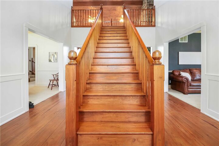 Property Photo: 2701 Inwood Drive AR 72601