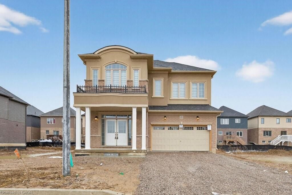 Photo de la propriété: 13 Arding Circle ON N3L 0P9