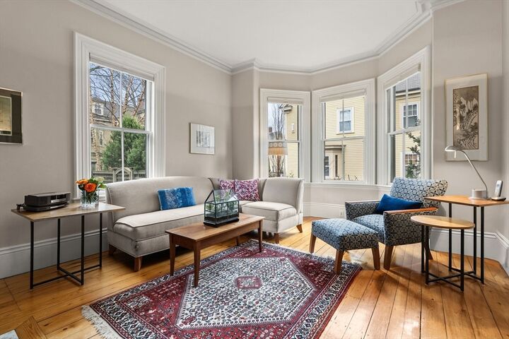 Property Photo:  8 Warren Square 2  MA 02130 