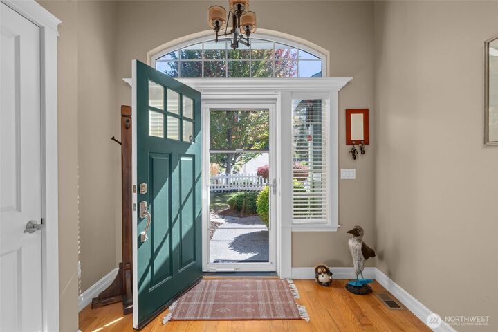 Property Photo:  2308  18th Street  WA 98221 