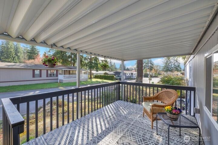 Property Photo:  18425 NE 95th Street 82  WA 98052 