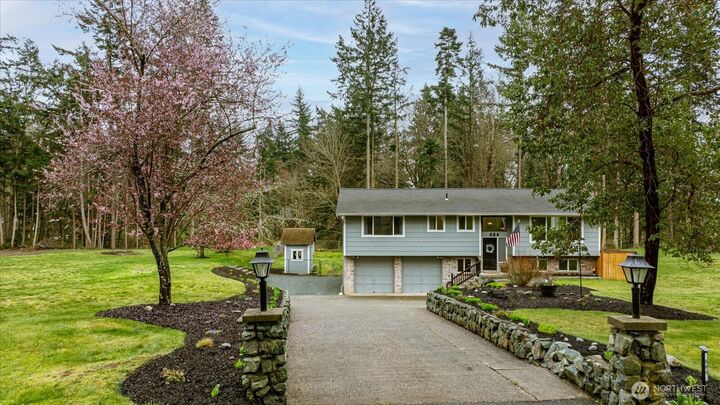 Property Photo:  664  Limestone Lane  WA 98277 