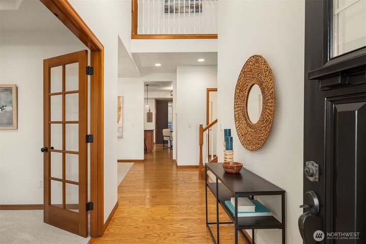 Property Photo: 4727 245th Lane SE WA 98029