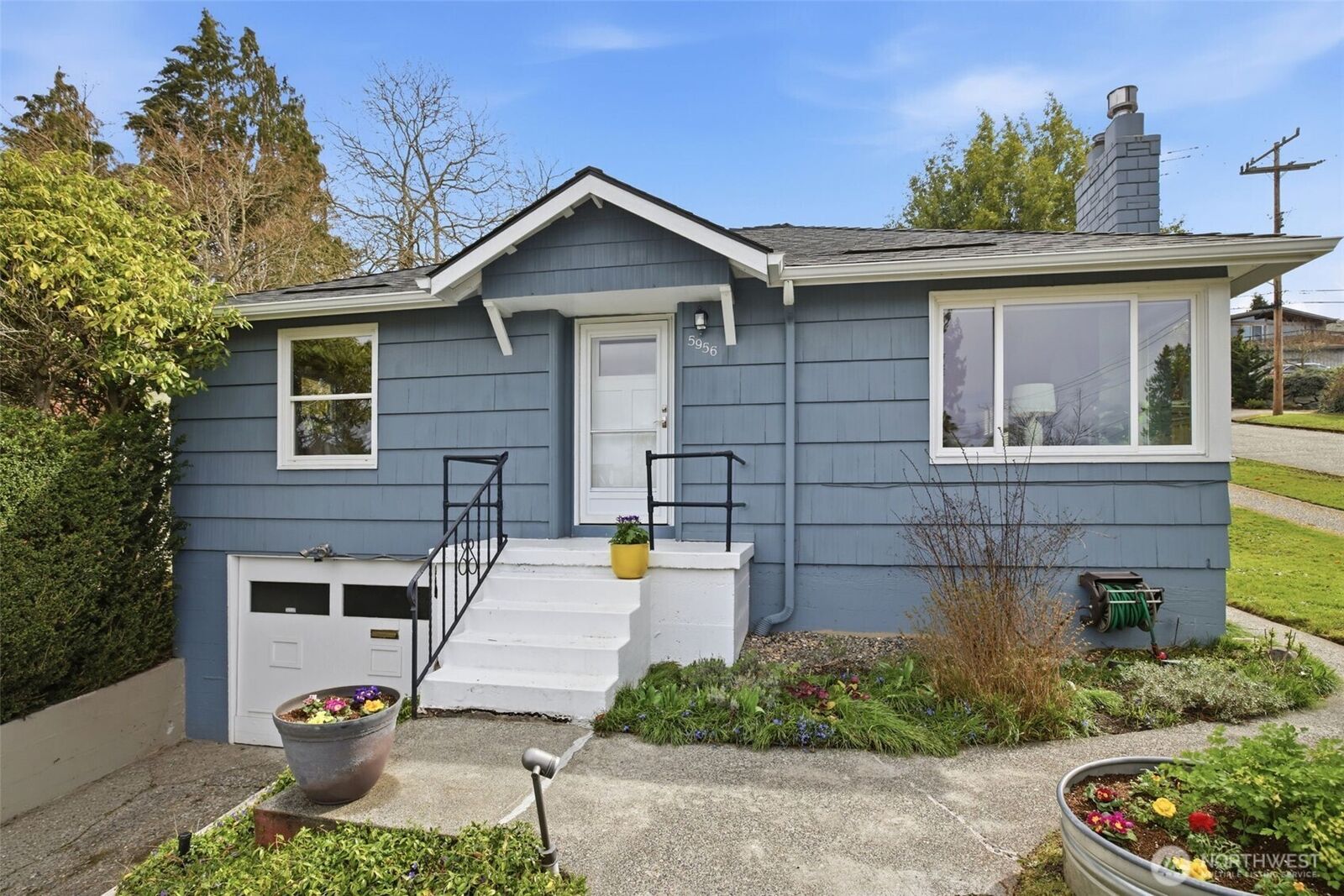 Property Photo: 5956 37th Avenue SW WA 98126