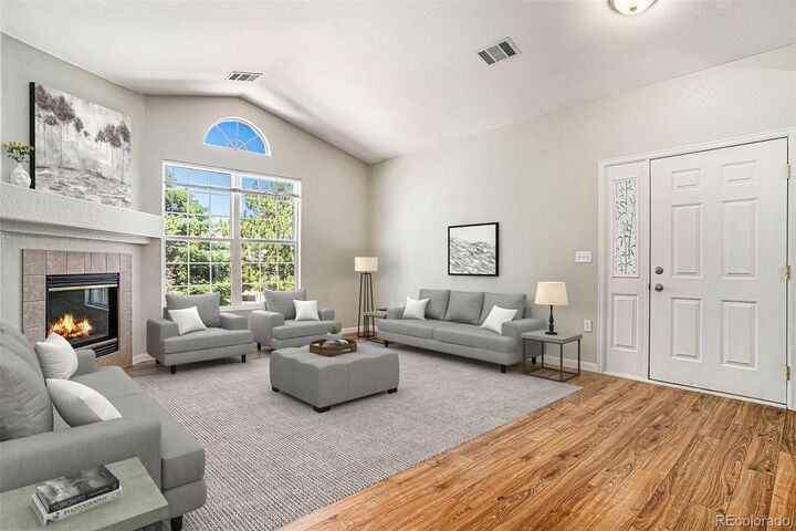 Property Photo: 4085 S Crystal Circle 202 CO 80014