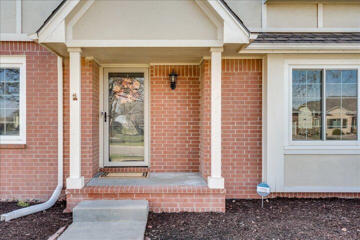 Property Photo: 7713 E Oakmount St KS 67226