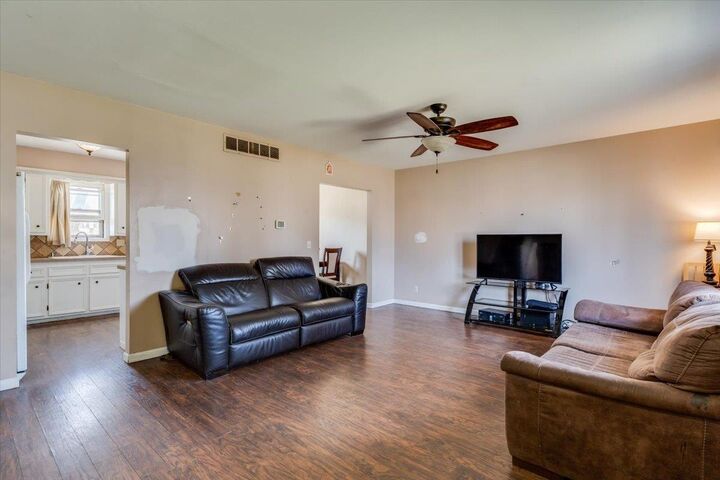 Property Photo:  1435 N Brunswick St  KS 67212 