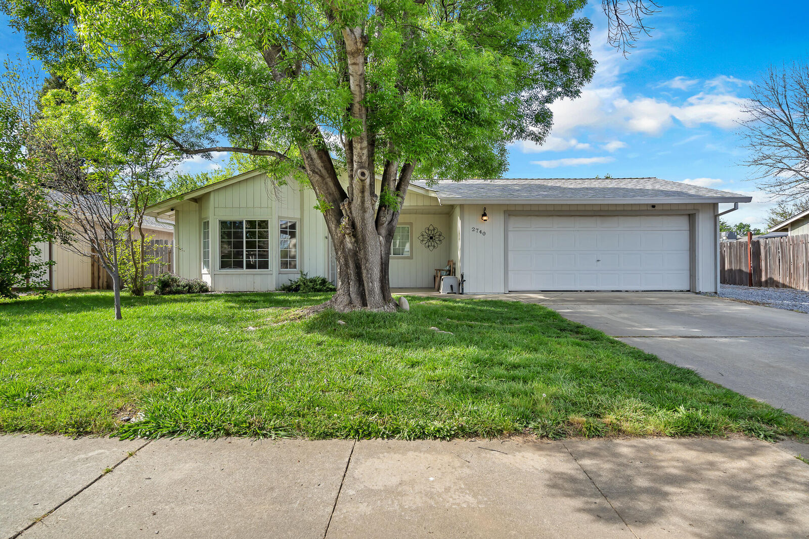 Property Photo: 2740 Sandstone Drive CA 96007