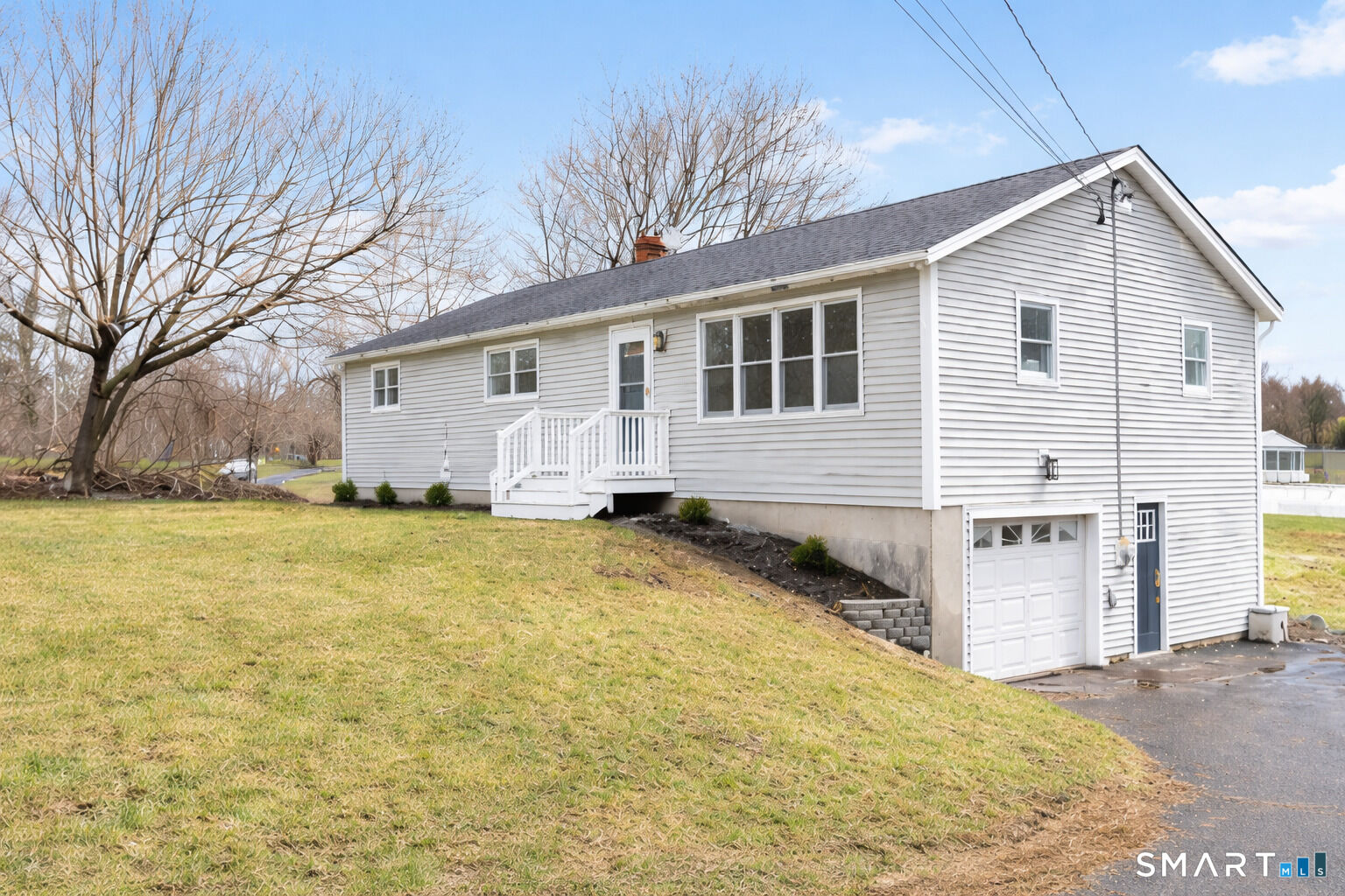 Property Photo: 1095 Durham Road CT 06492