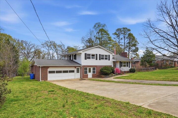 Property Photo:  11 Spring Valley Road  SC 29615 