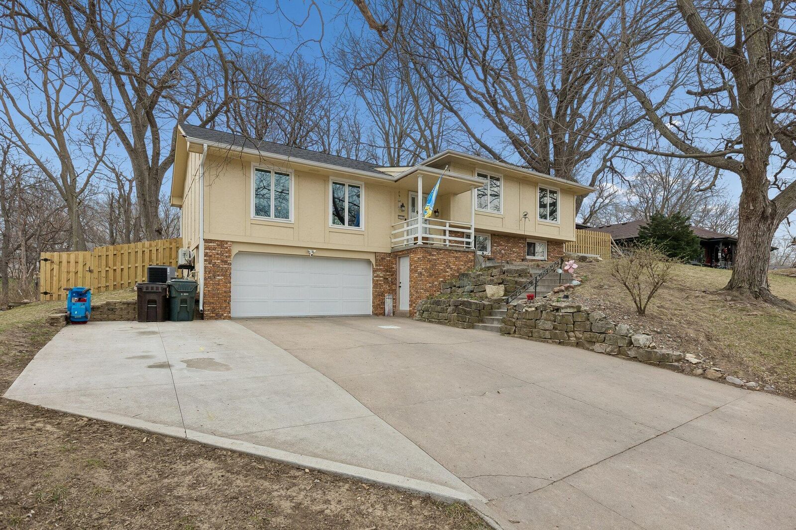 Property Photo:  217 Timber Drive  IA 51503 