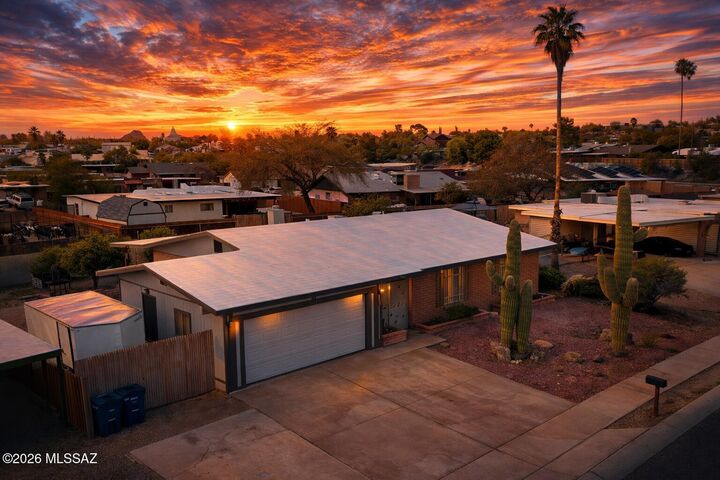 Property Photo:  3371 W Eunice Street  AZ 85741 