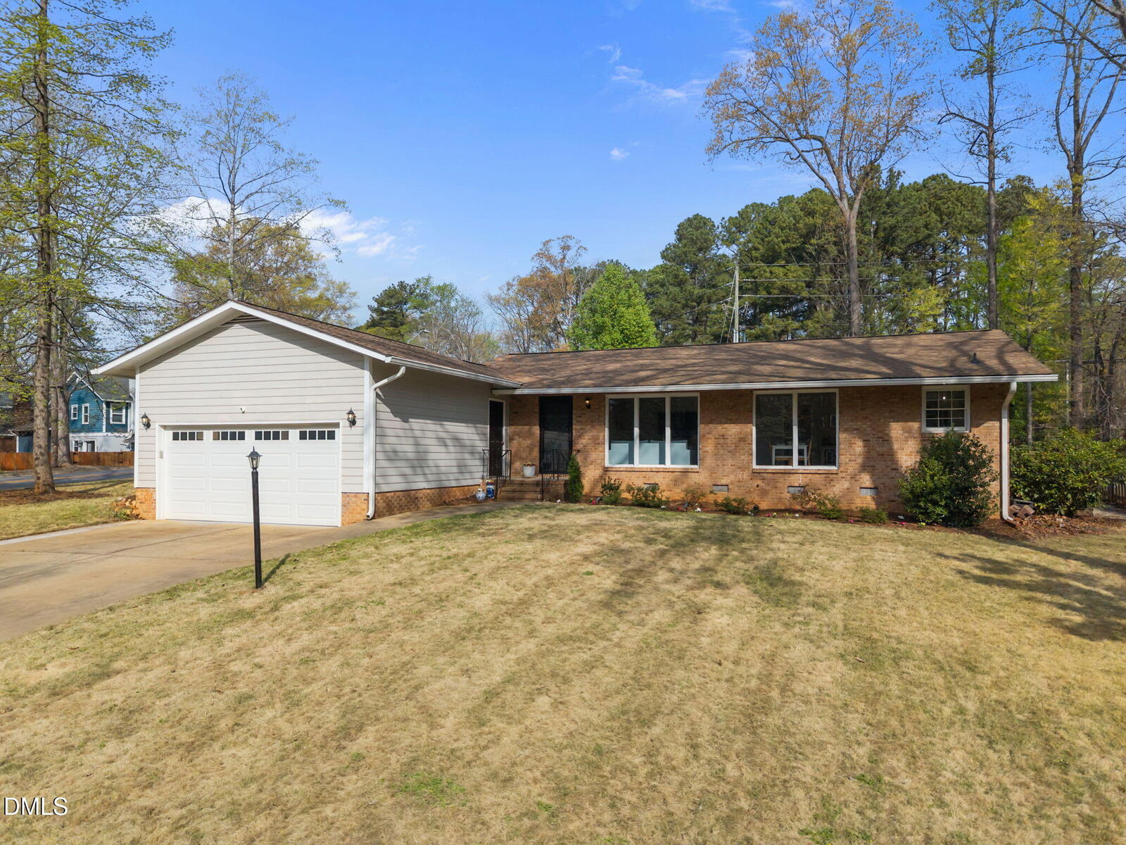 Property Photo:  1101 Seabrook Avenue  NC 27511 
