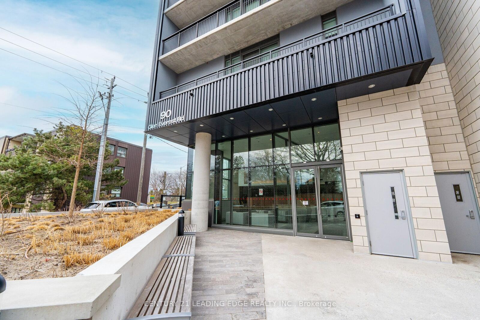 Property Photo:  90 Glen Everest Road 301  ON M1N 0C3 