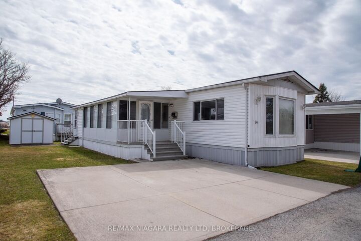 3033 Townline Road 74 — photo 1