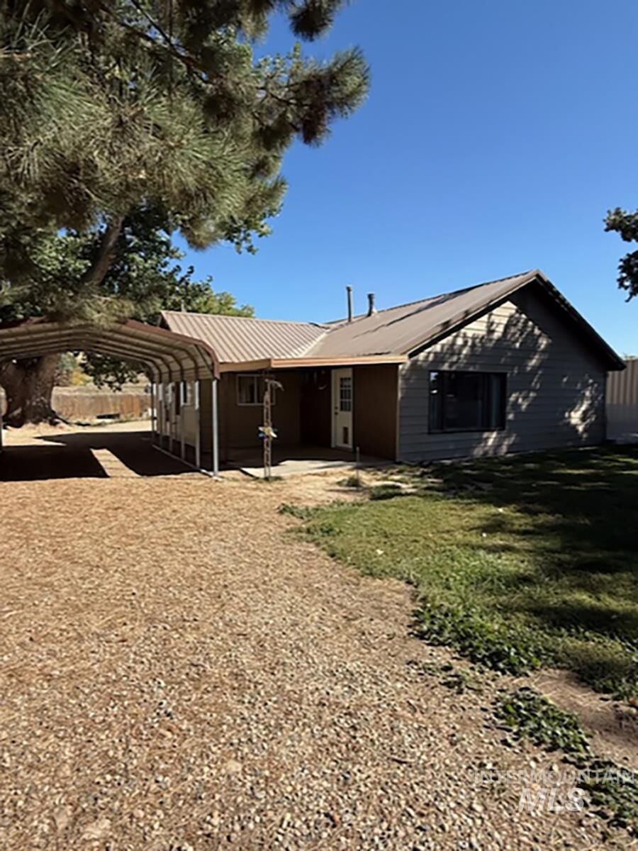 Property Photo:  1920 Sand Hollow Rd  ID 83607 