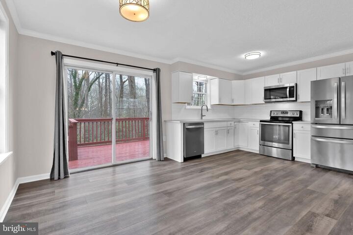 Property Photo:  580 Evergreen Court  MD 20657 