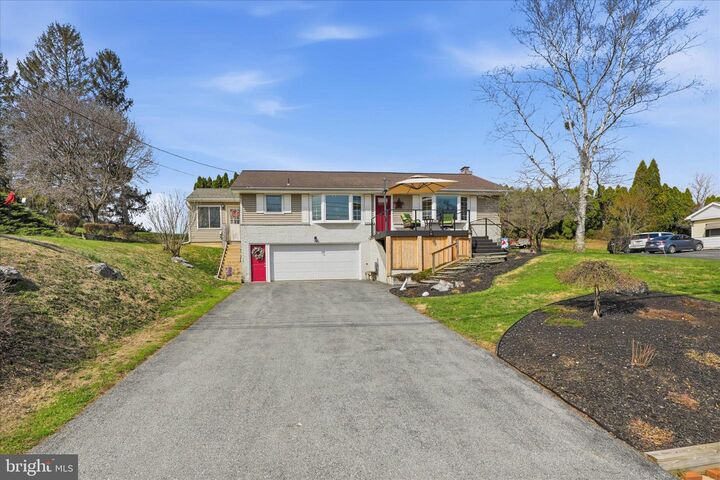 Property Photo:  620 Park Hill Drive  PA 17545 