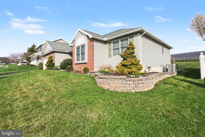 Property Photo:  33 Blue Spruce Drive  PA 17025 