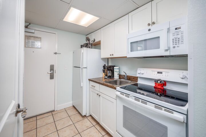 Property Photo:  6900 N Ocean Blvd. 406  SC 29577 