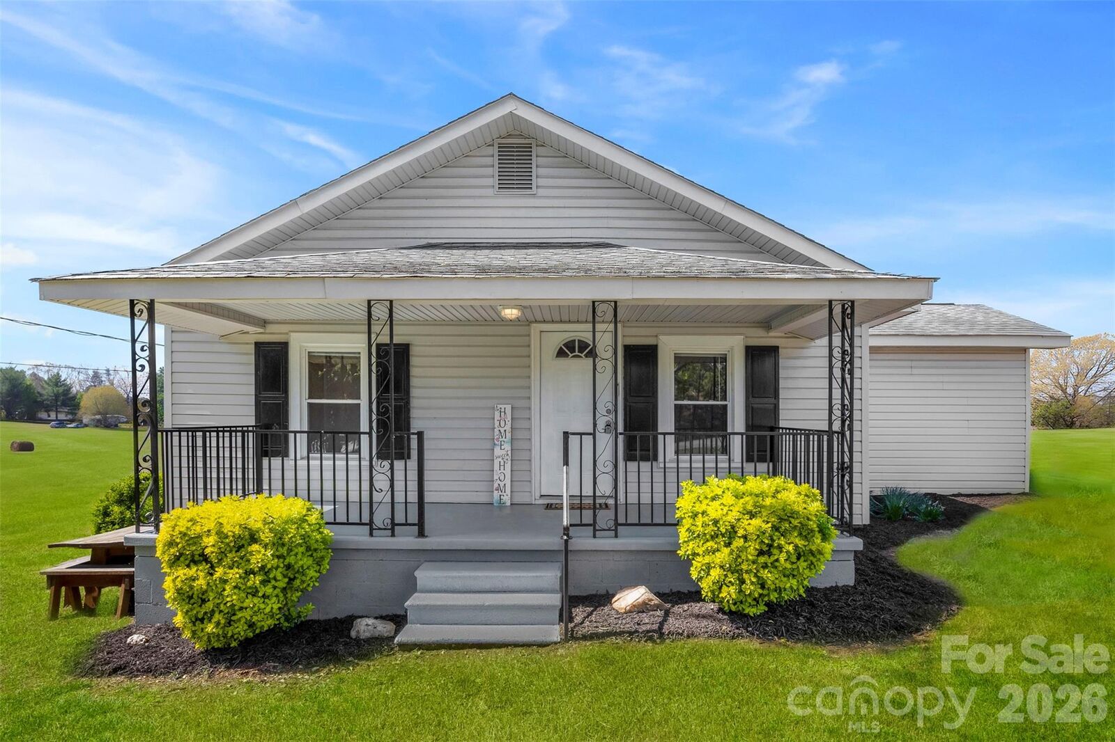 Property Photo: 3687 Ken McEntire Road NC 28090