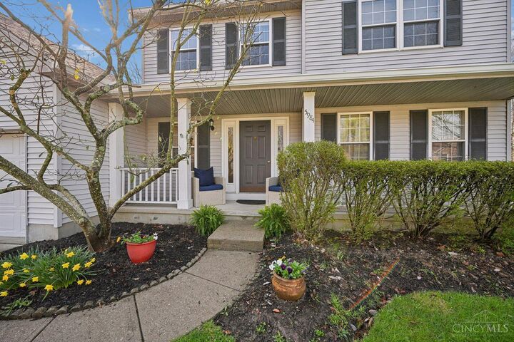 Property Photo:  5984 Woodsbend Drive  OH 45150 