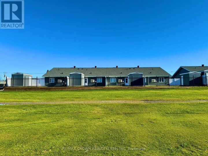 Property Photo: 26 Golf Street ON P5N 3J6
