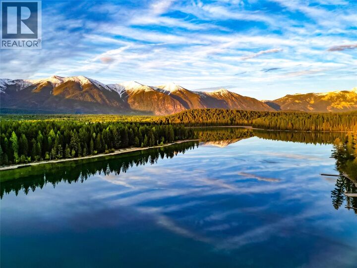 Photo de la propriété:  1249 Tie Lake Shore Road South Other  BC V0B 1T0 