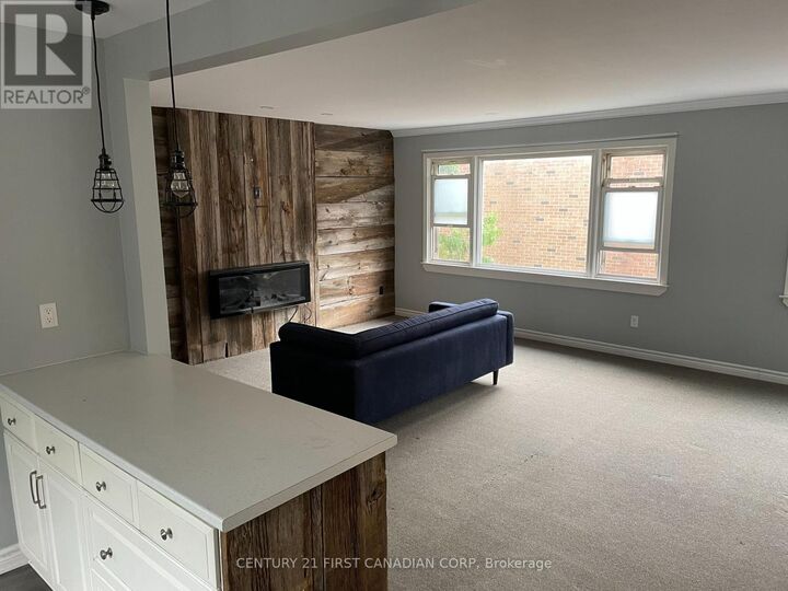 Property Photo:  279 Hill Street  ON N6B 1E1 