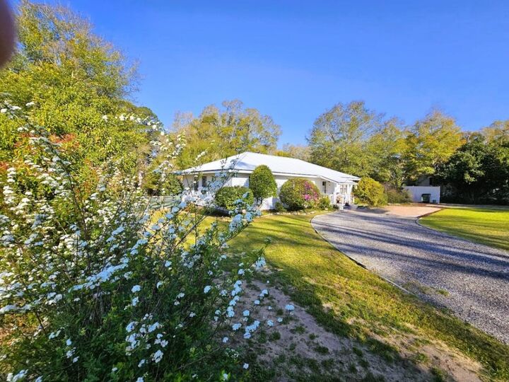 Property Photo:  164 S 13th Street  FL 32435 