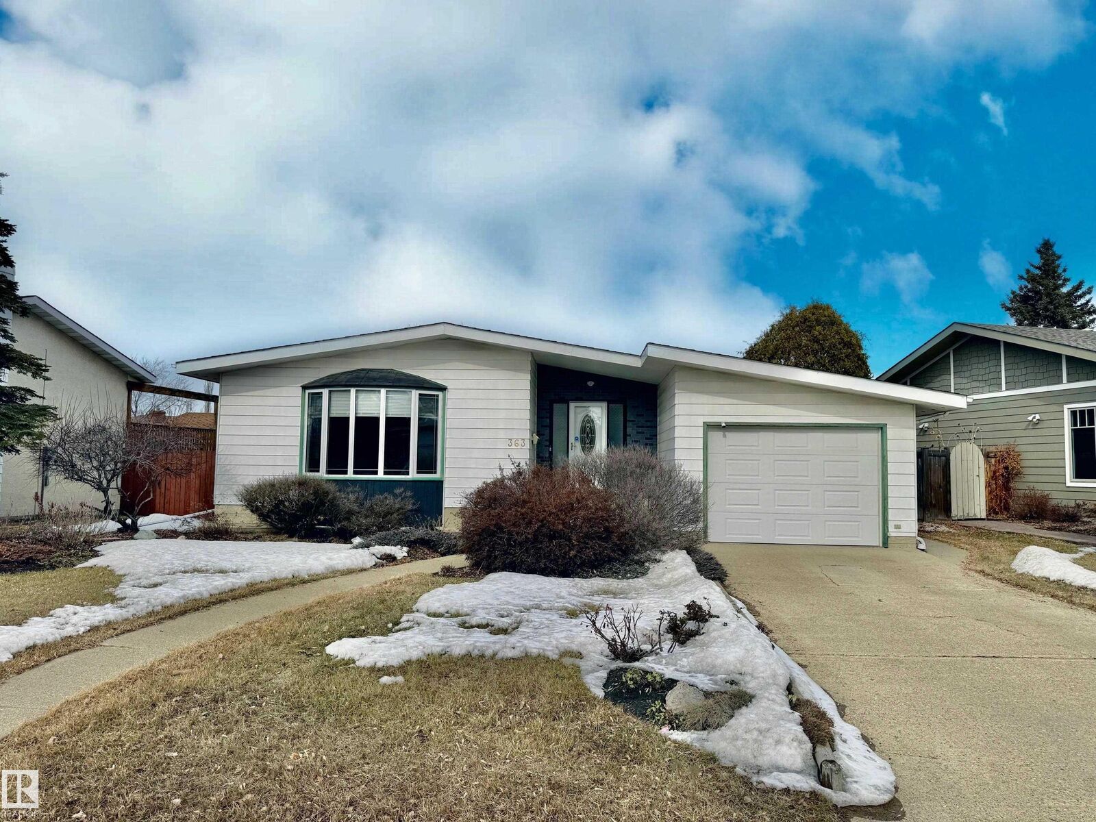 Property Photo: 363 Richfield Road NW AB T6K 0K7