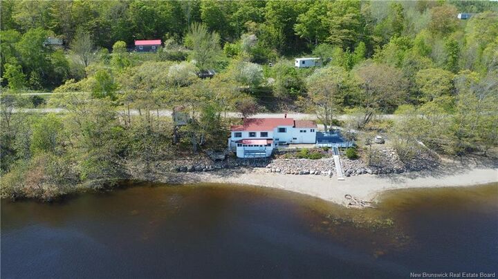 Property Photo: 6577 Route 102 NB E5M 2G9