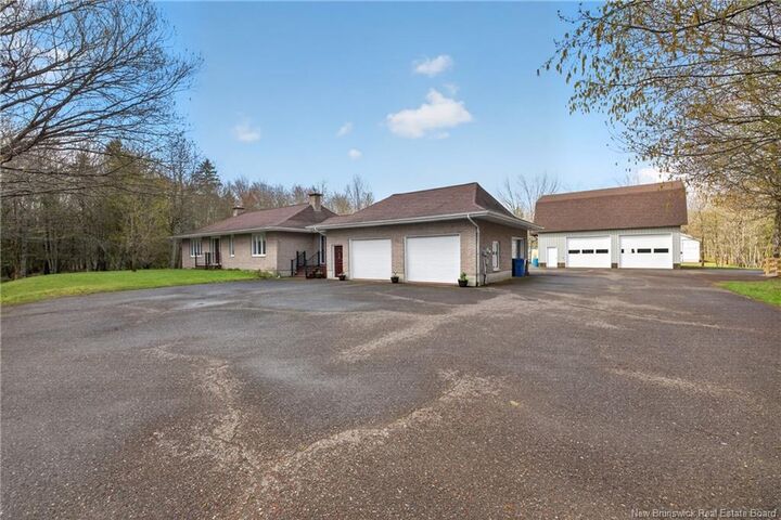 Property Photo: 231 Rue Delagarde NB E8M 1H7