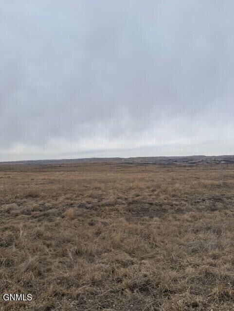 Property Photo:  6 Terrier Lane  ND 58554 