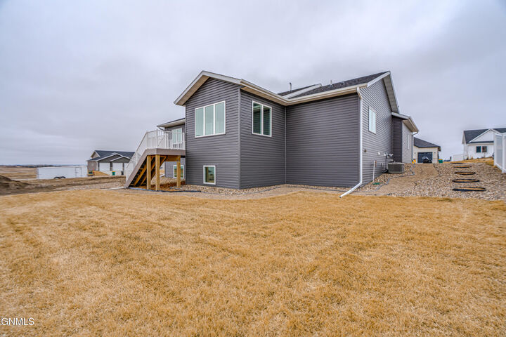 Property Photo:  3803 Platinum Street  ND 58503 