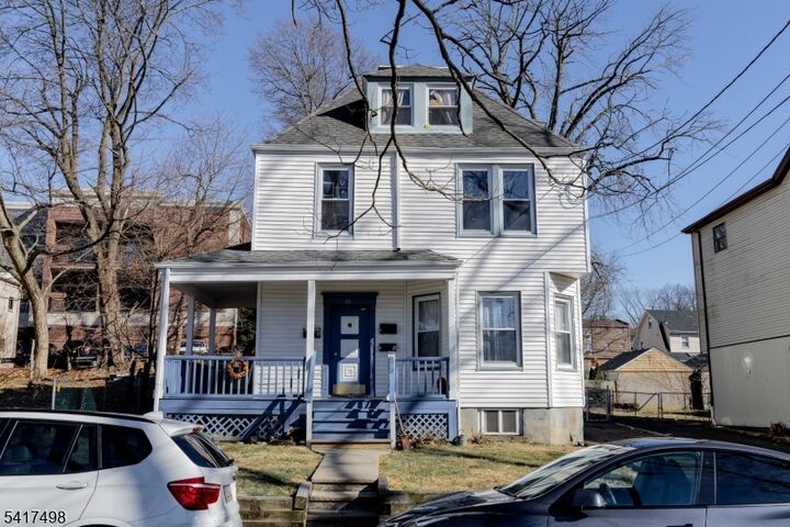 Property Photo:  15 Lakeview Pl  NJ 07044 