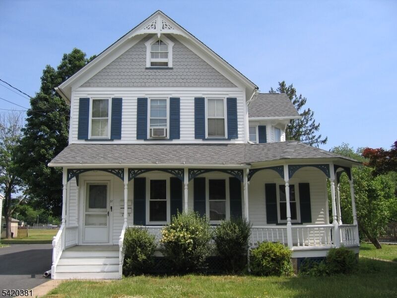 Property Photo: 37 W Hanover Ave-1st Flr NJ 07950