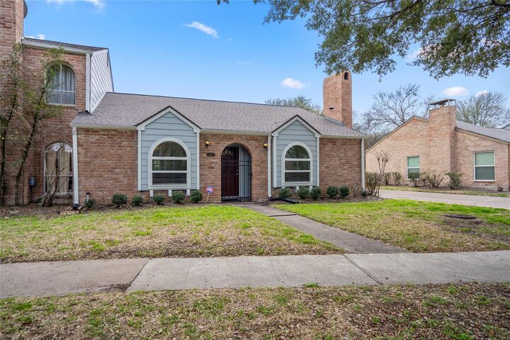 Property Photo: 11817 Southlake Drive TX 77077