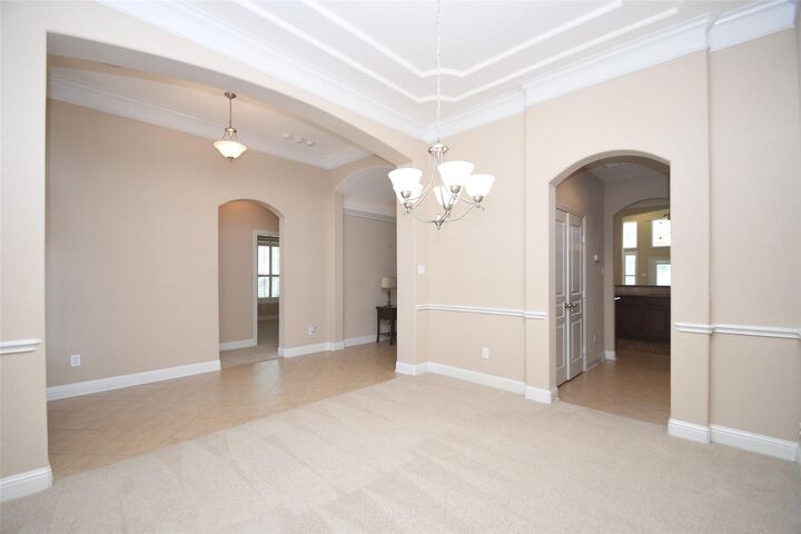 Property Photo:  5803 Oakdale Meadows  TX 77379 