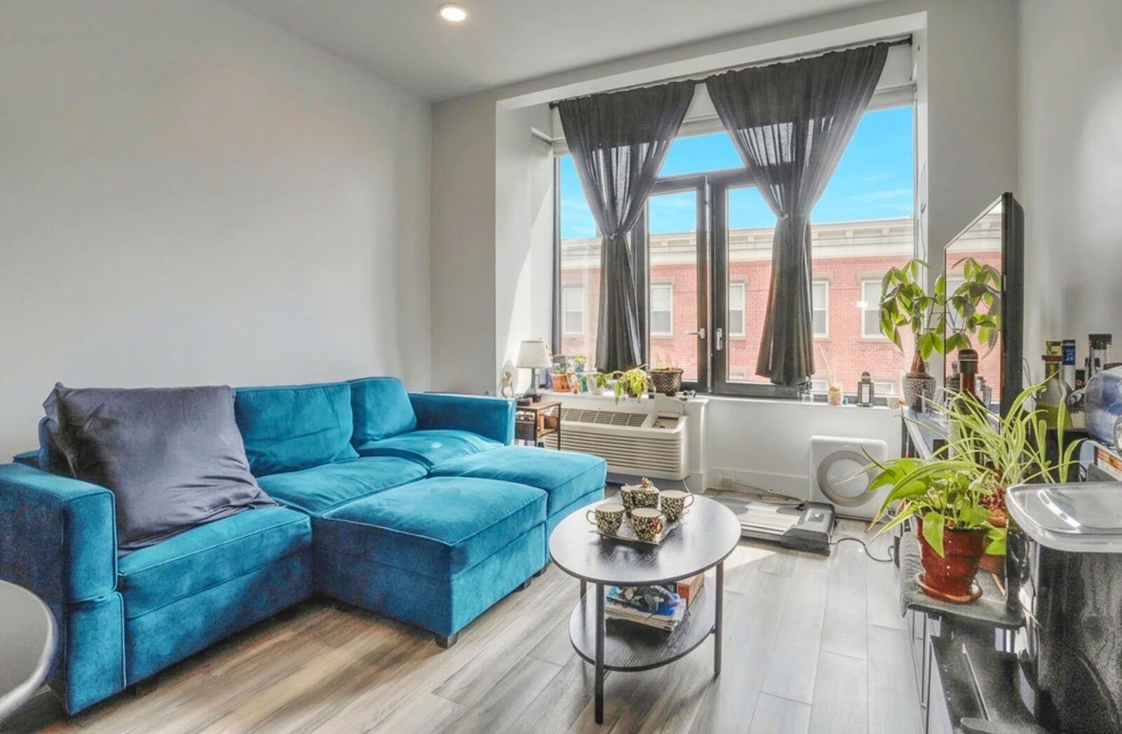 Property Photo: 327 Communipaw Ave 302 NJ 07304