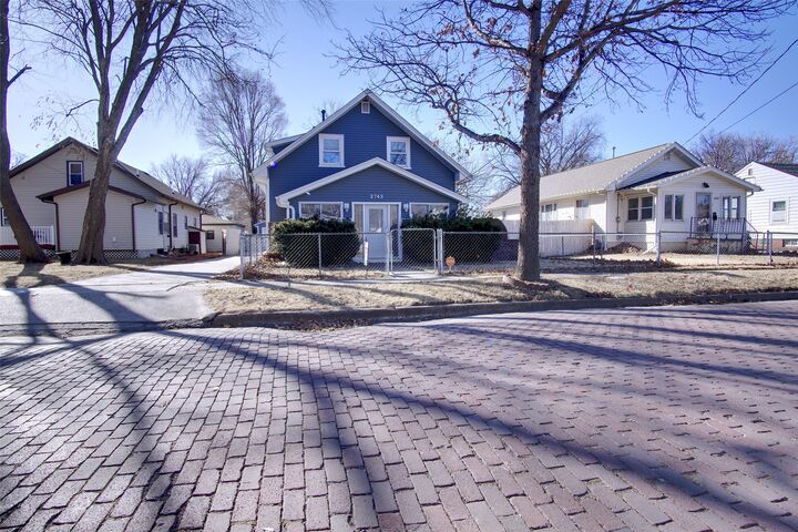 Property Photo: 2743 Des Moines Street IA 50317