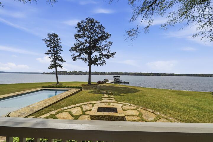 Property Photo: 1270 Dogwood Drive GA 30642