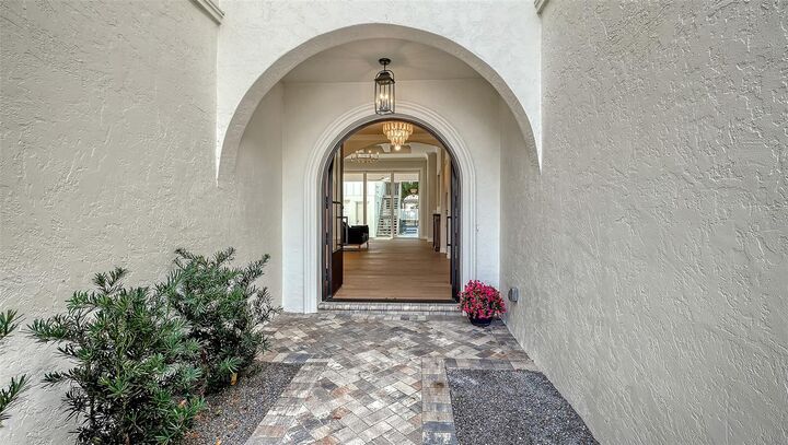 Property Photo: 1850 Webber Street FL 34239