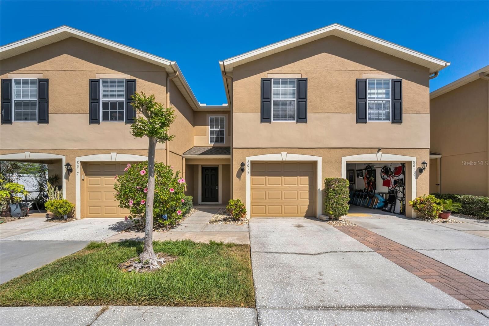 Property Photo:  8015 Savannah Sunset Lane  FL 33615 